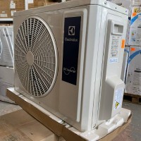 Зовнішній блок інверторного кондиціонера Electrolux EACS/I-18HP/N8_22Y/out EU